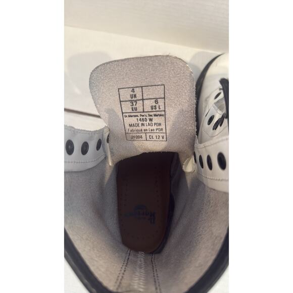 Doc Dr Martens Boots White Leather Air Wair 8 Eyelet Size 6 Women - Picture 4 of 5